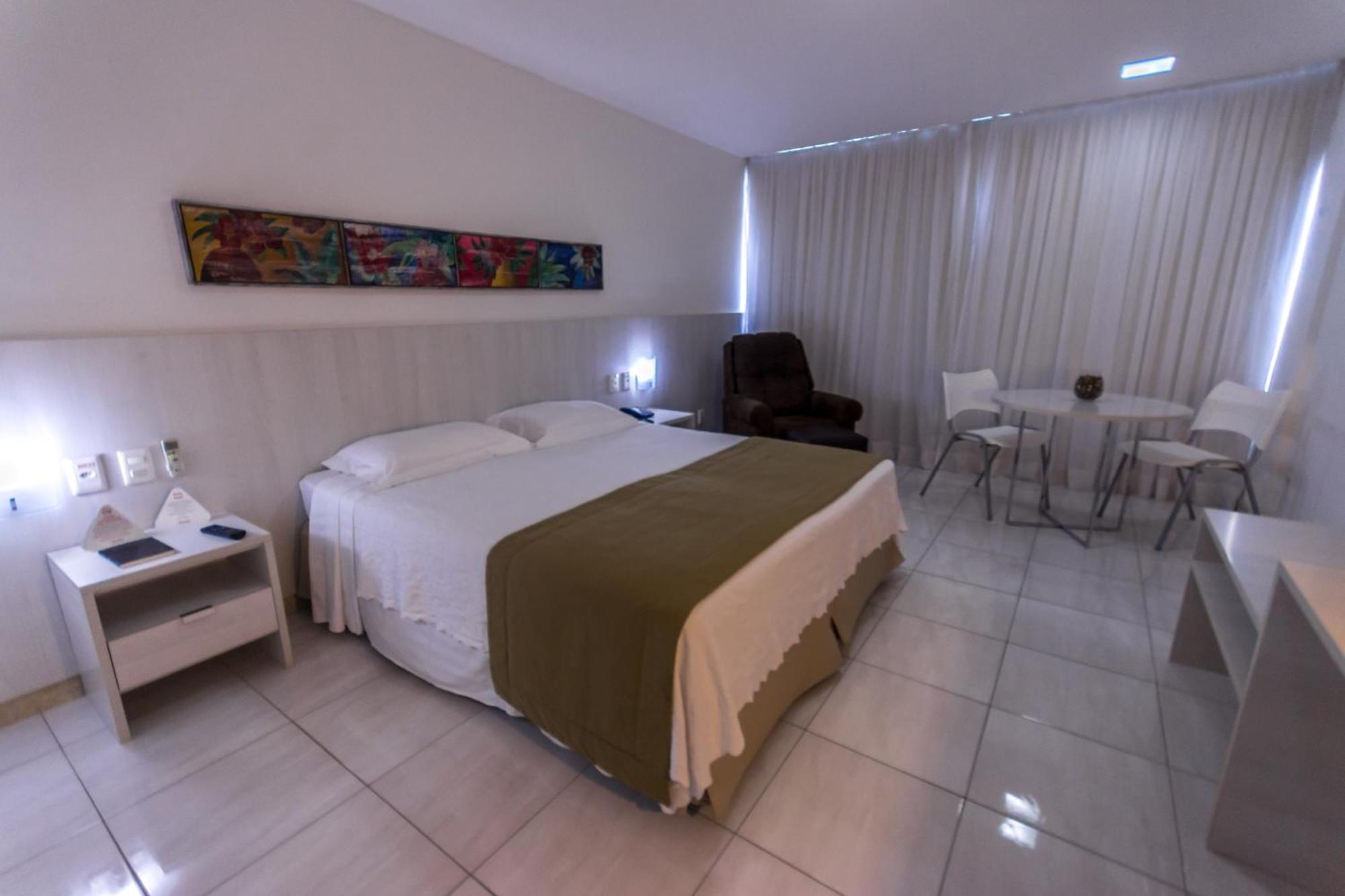 Cambuci Hotel Camaçari Quarto foto